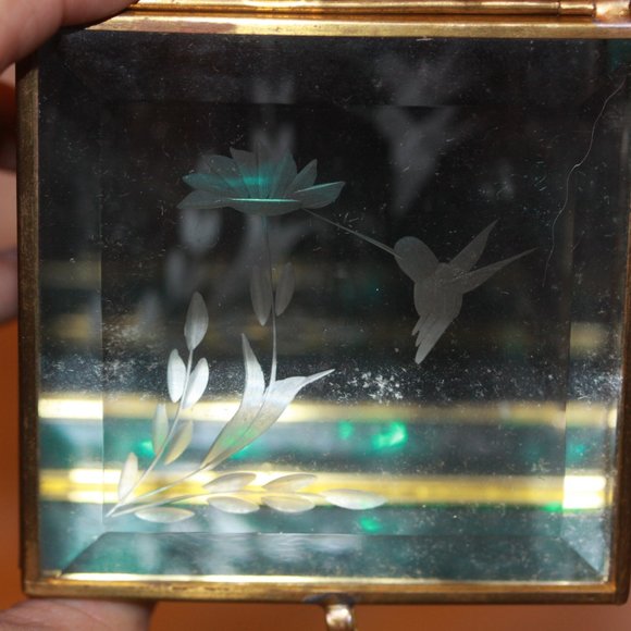 Glass Etched Hummingbird Green Clear Brass Trinket Jewelry Box - Picture 2 of 5